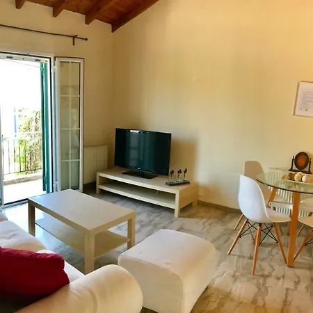 Apartment Wooden Ceiling - Close To City Center