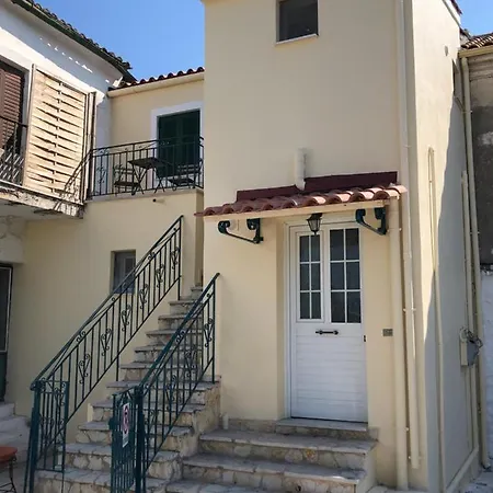 Apartment Wooden Ceiling - Close To City Center Kanali (Corfu)
